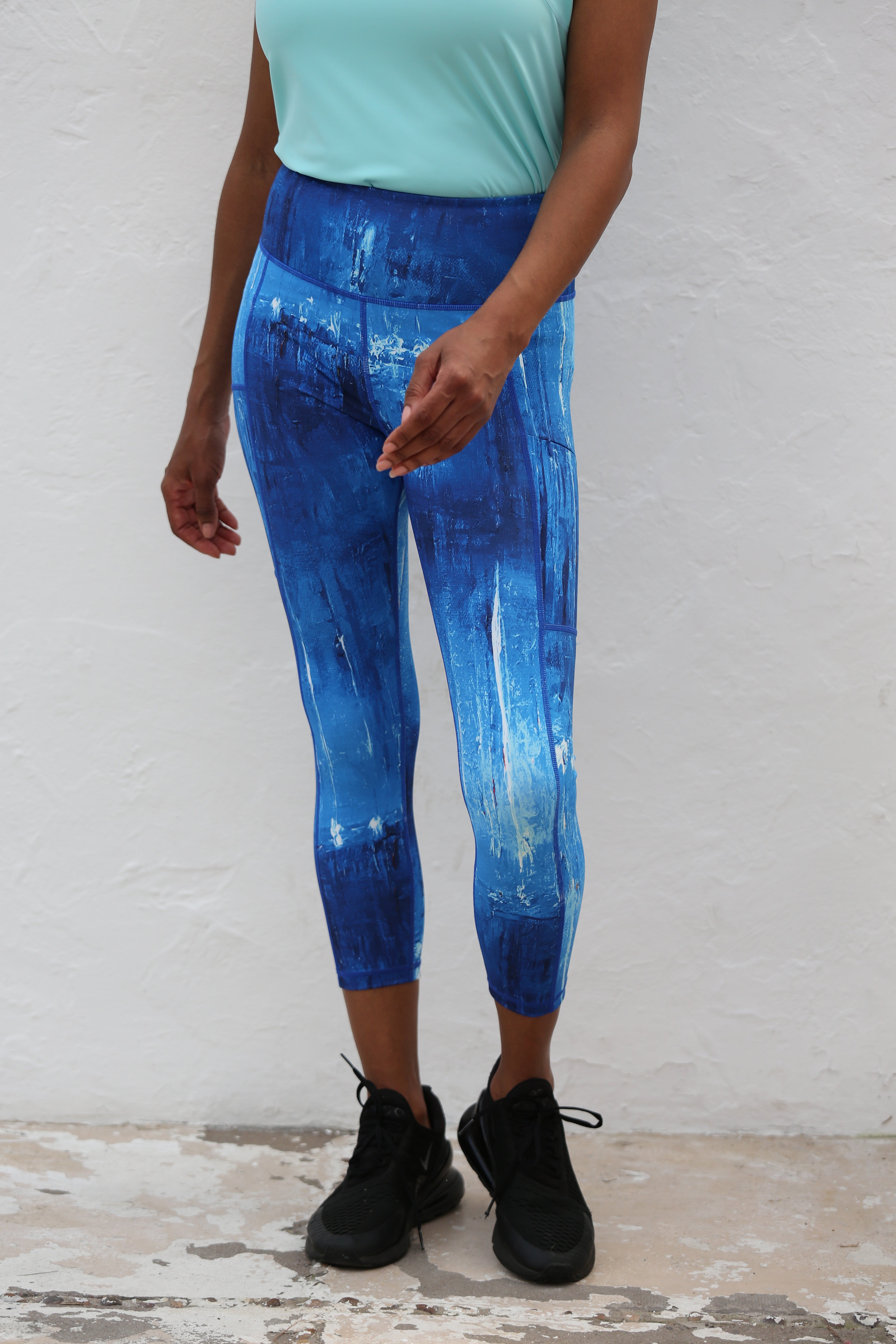 Women's Capri Leggings - Blue Lagoon