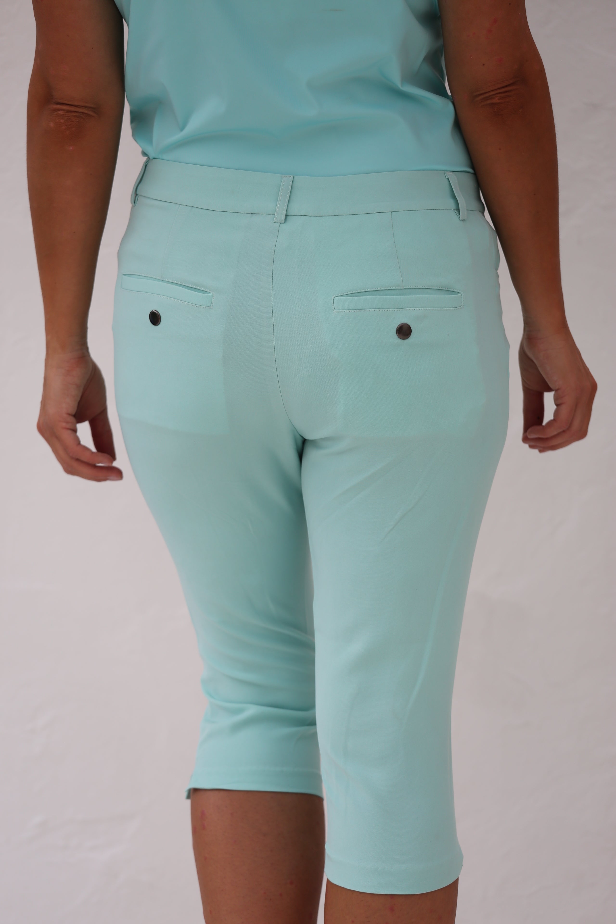 Golf Pedal Pushers Aqua
