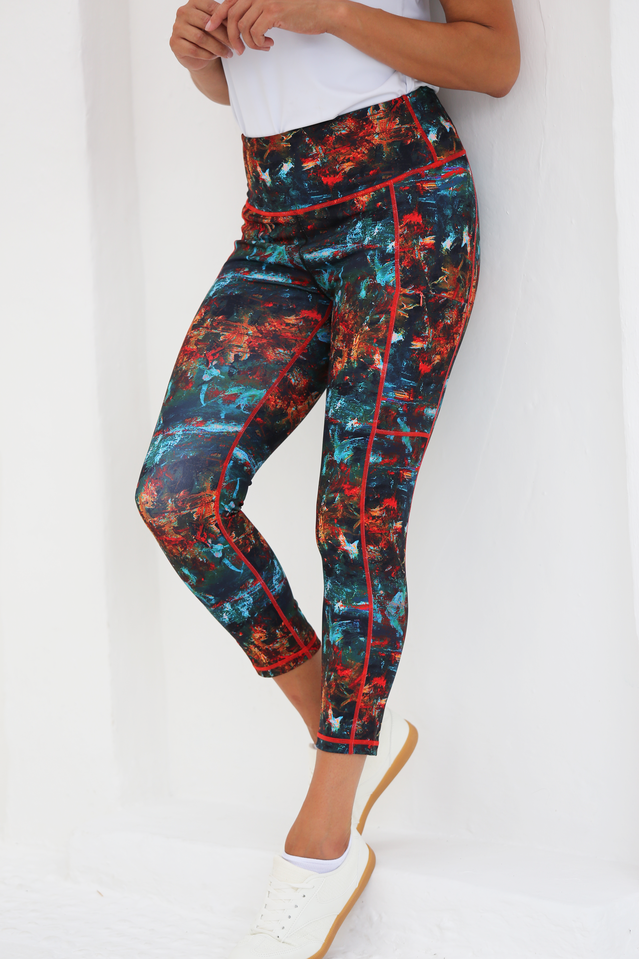 Women&#39;s Capri Leggings – Take Flight