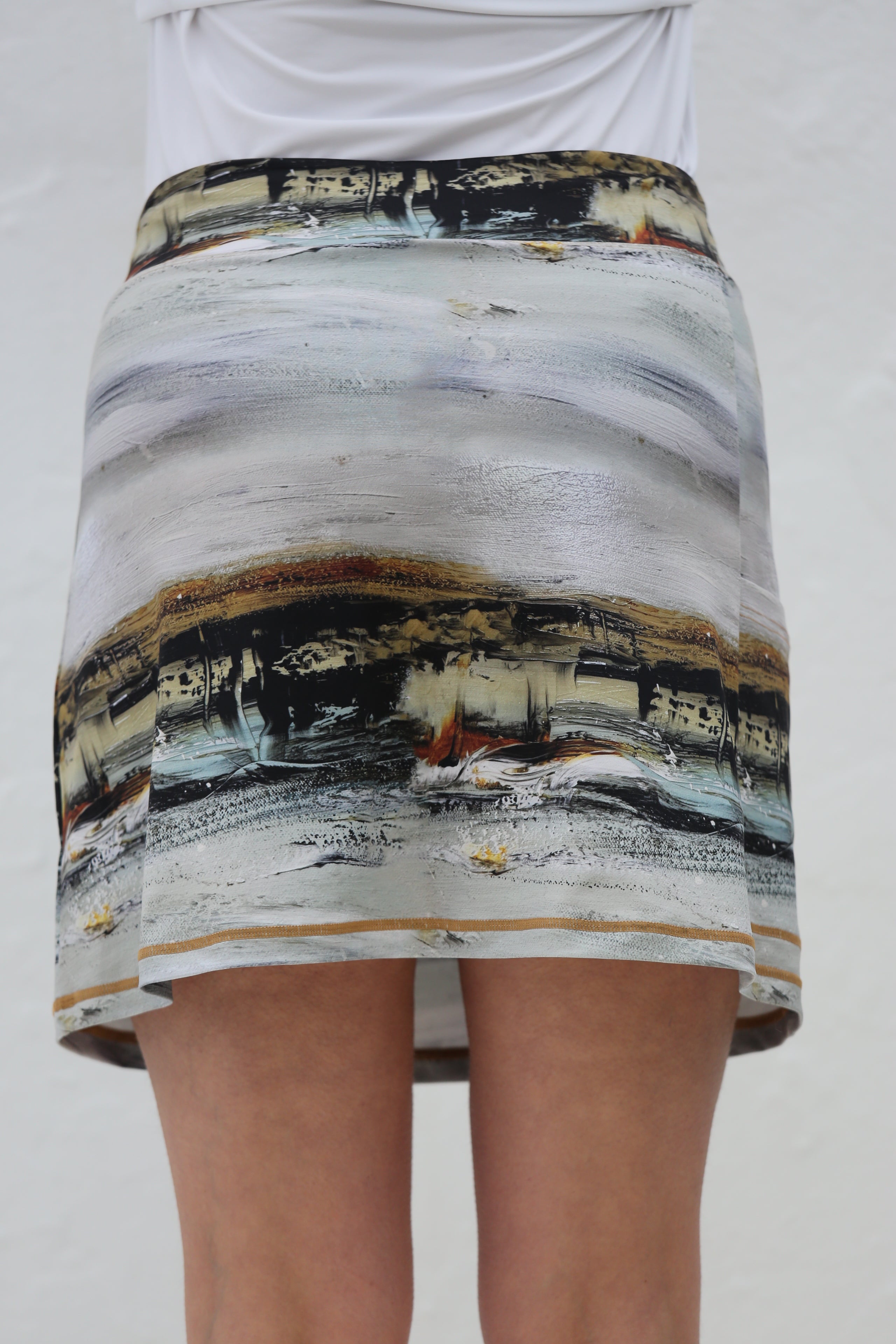 A-Line Art Golf Skort Driftwood